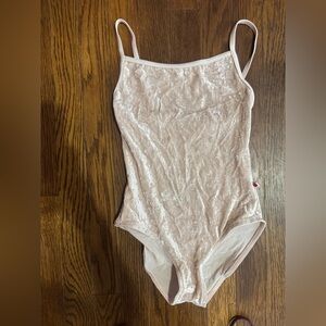 Yumiko Cream Velvet Size Small Leotard